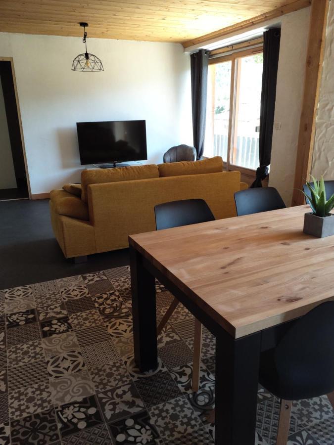 Tres Bel Appartement Dans Une Maison Avec Spa Seez ภายนอก รูปภาพ